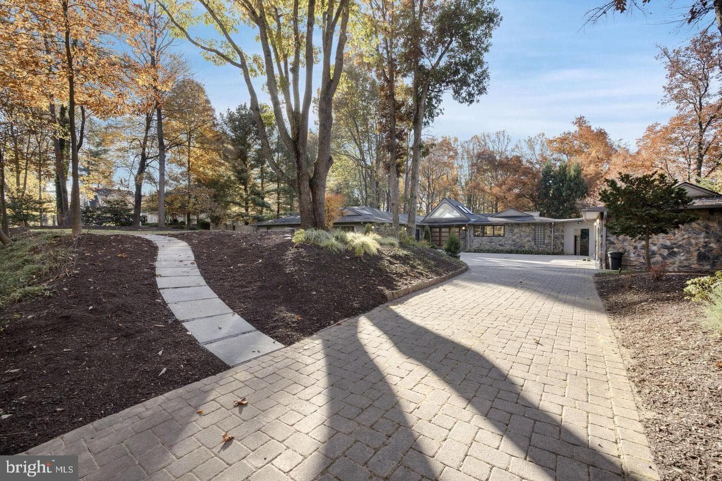 15130 Springfield Road photo 74