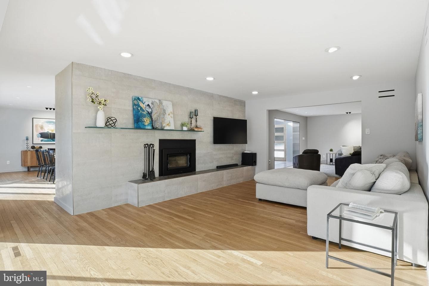 15130 Springfield Road photo 8