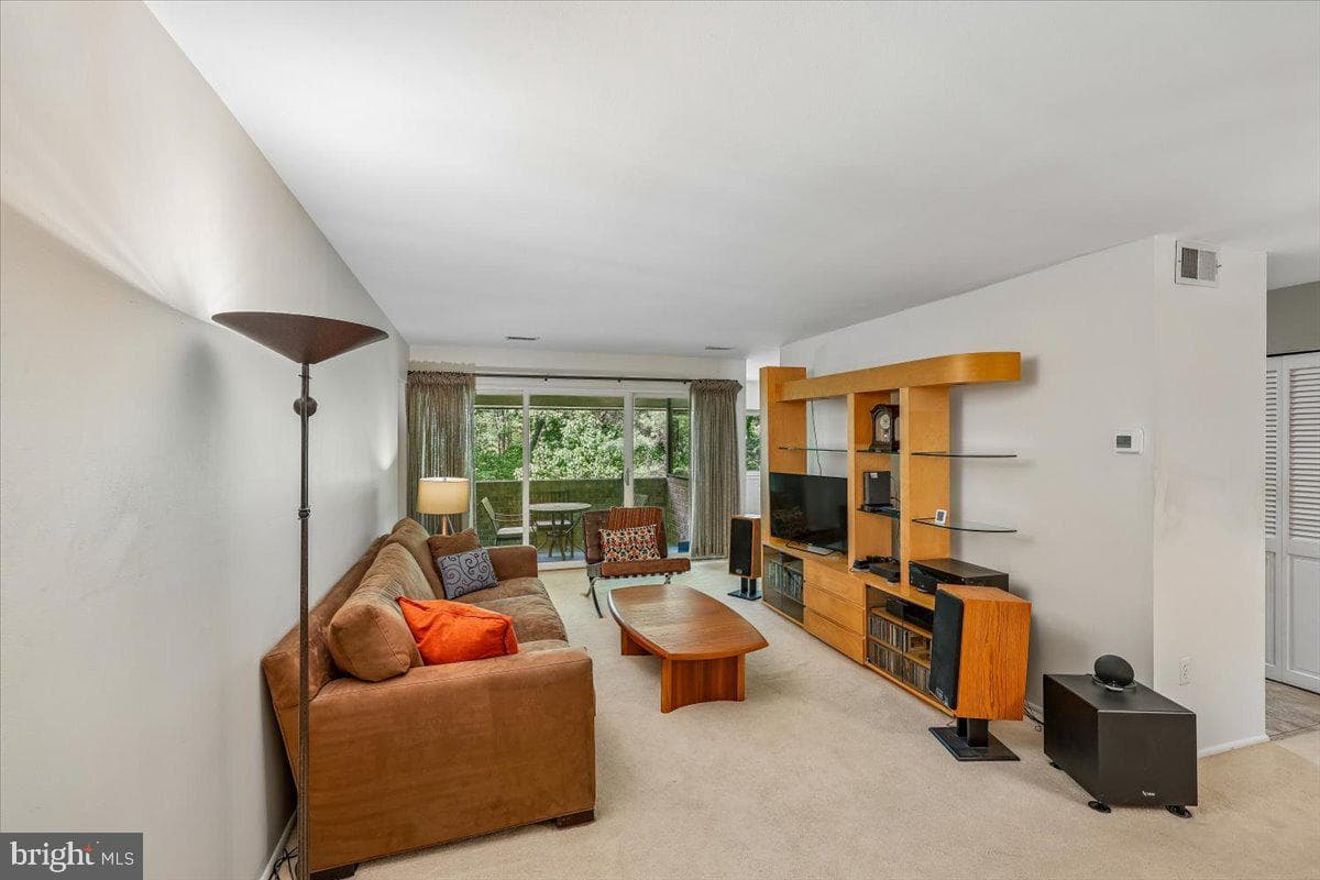 401 Christopher Avenue #33 photo 2