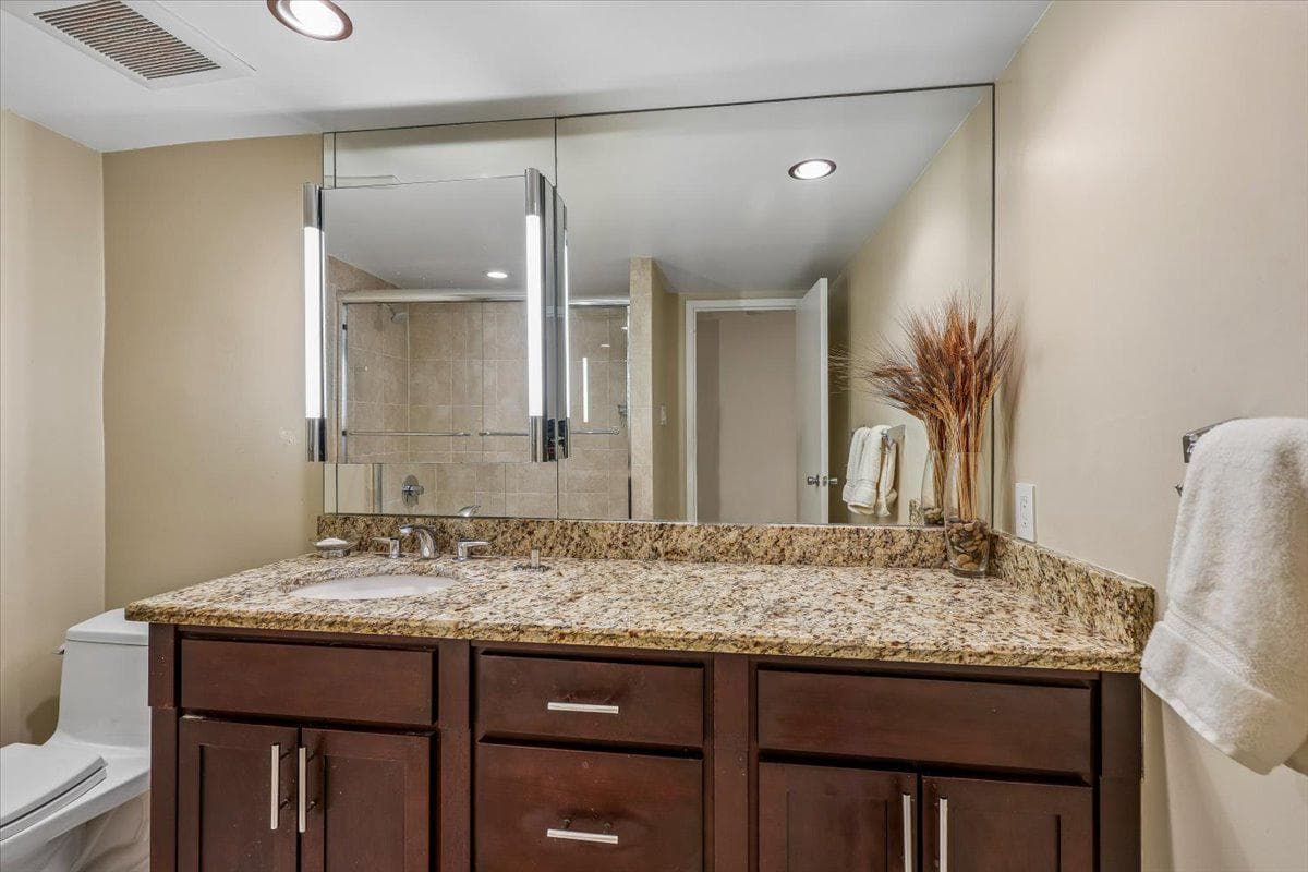 401 Christopher Avenue #33 photo 21
