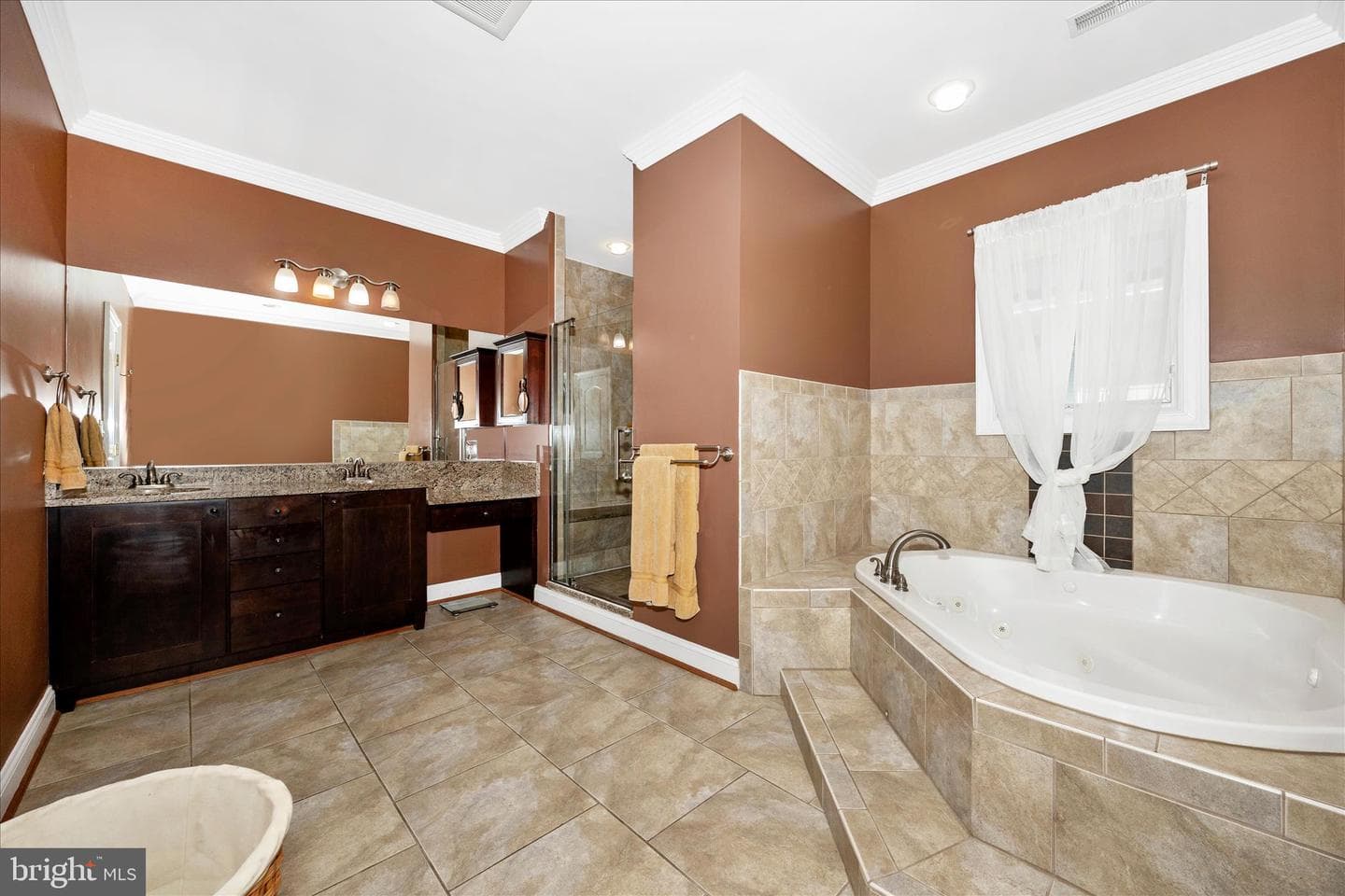 10502 Parkwood Drive photo 25