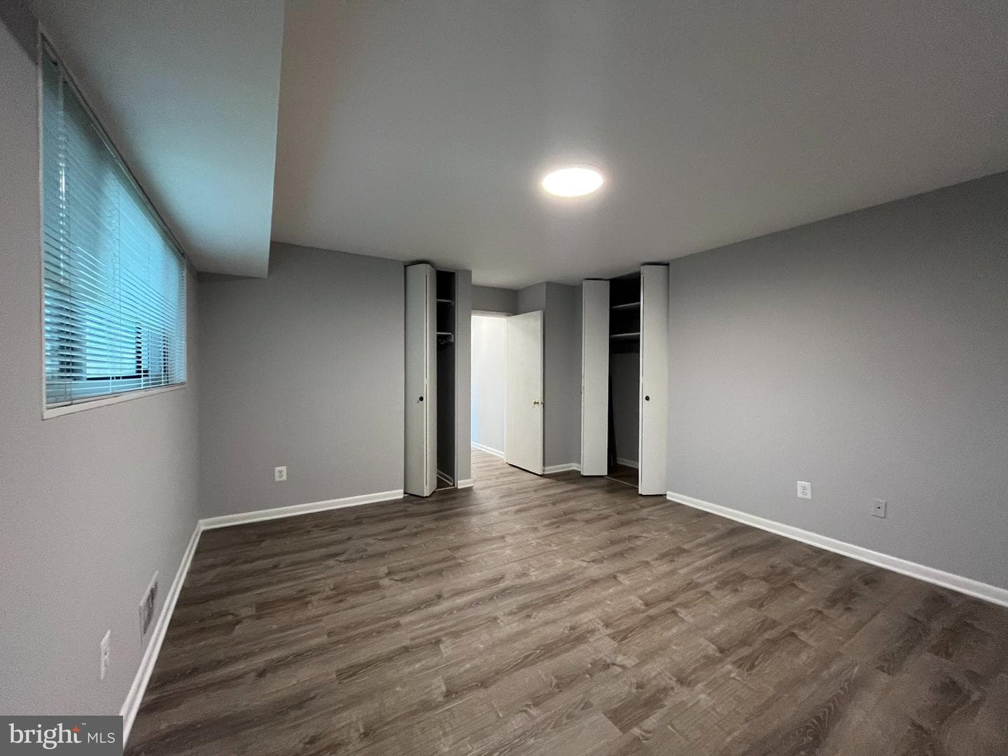 10500 Weymouth Street #104 photo 12