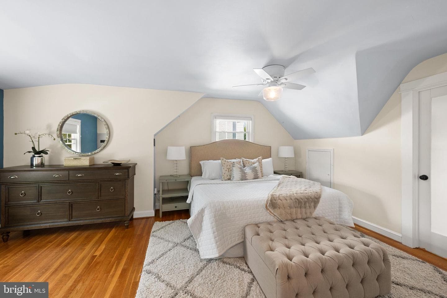 9214 Shelton Street photo 14