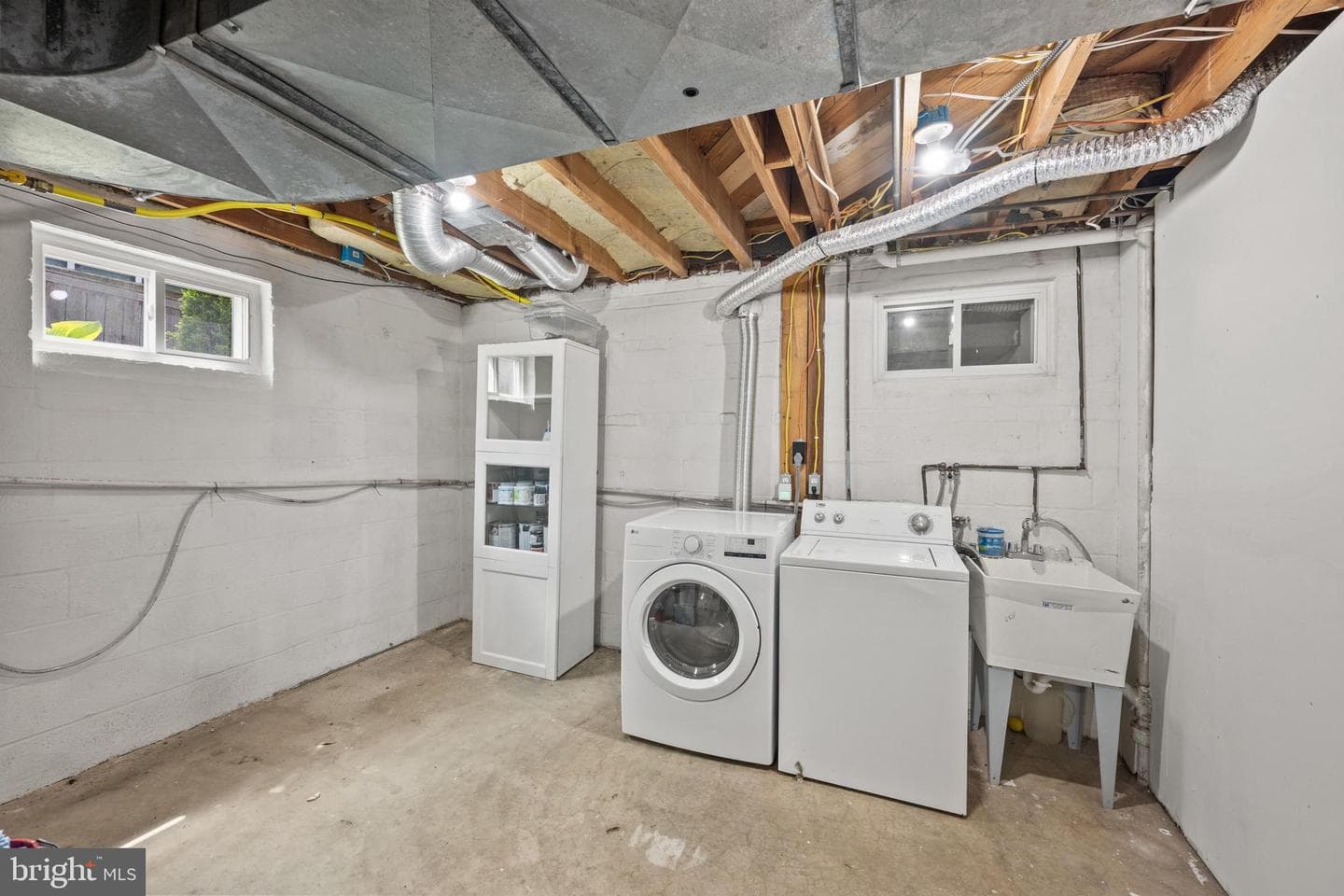 9214 Shelton Street photo 24