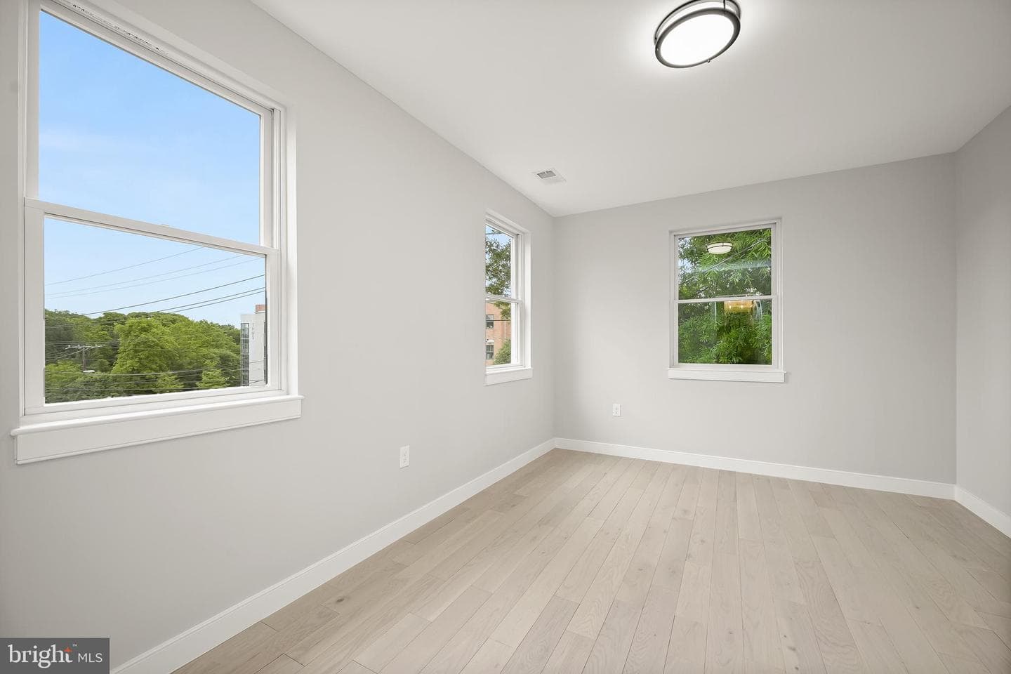 601 Ray Drive photo 49
