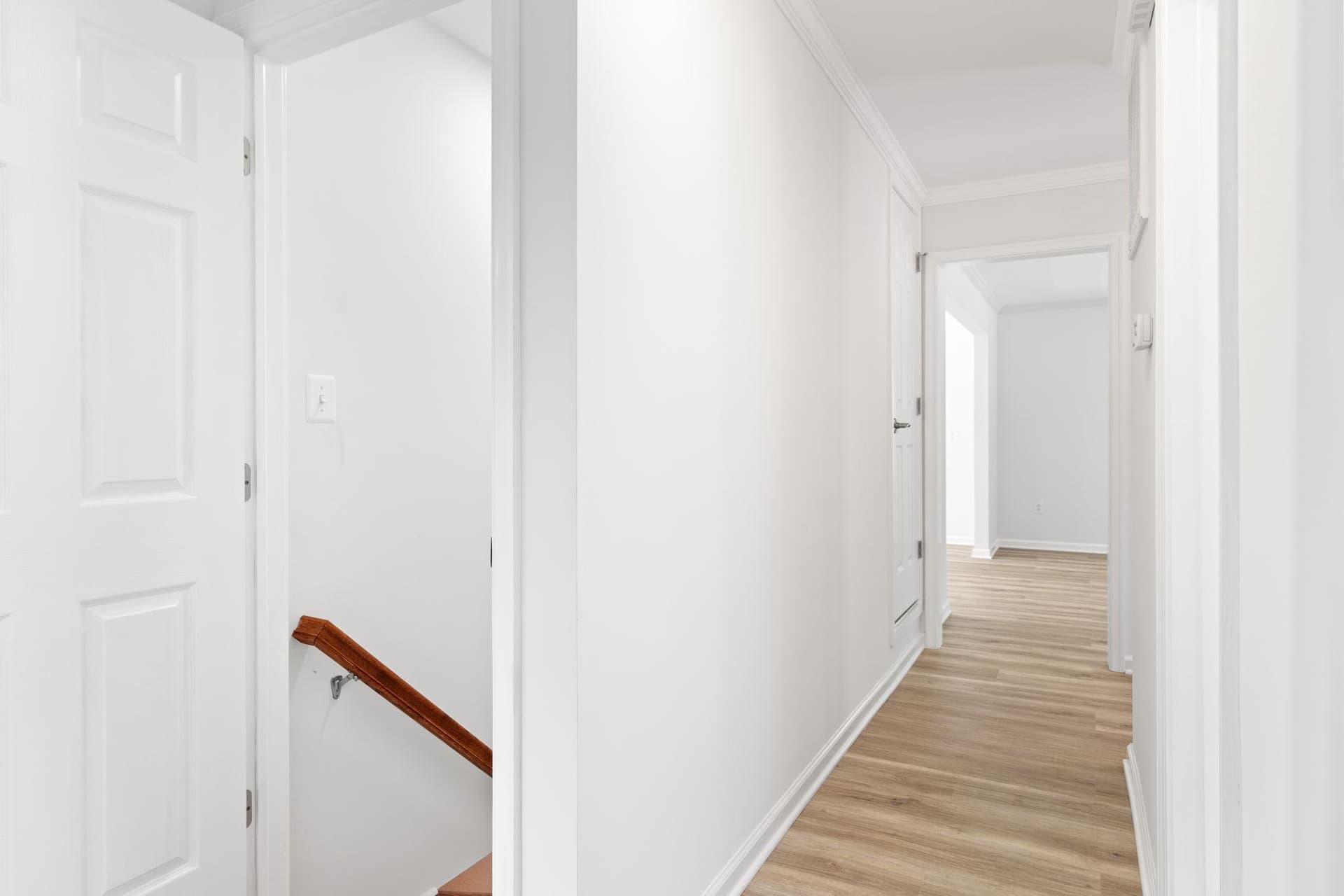 8 Oak Avenue photo 10