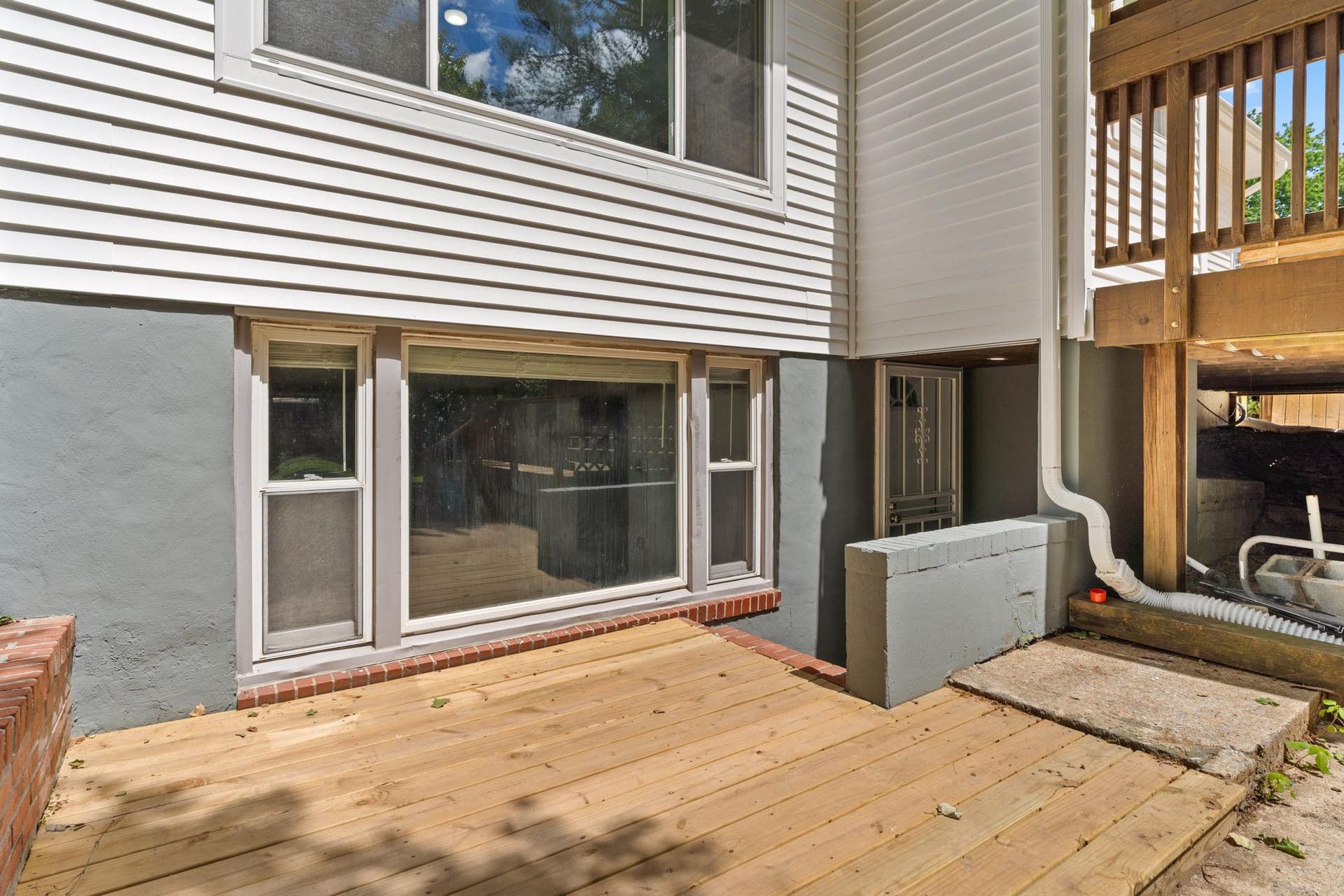 8 Oak Avenue photo 24
