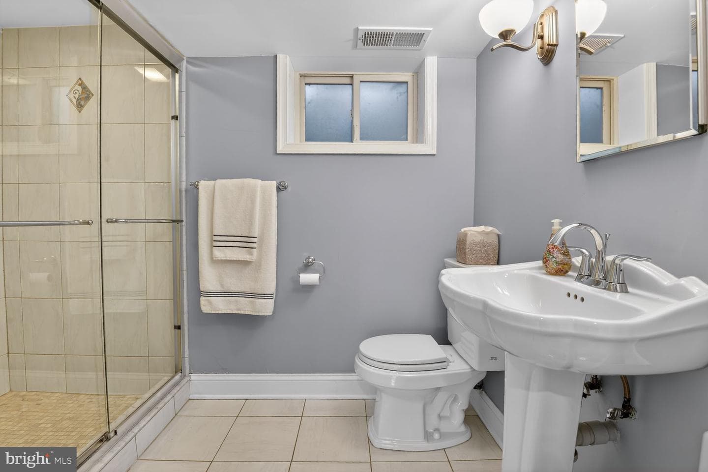5505 Mckinley Street photo 22