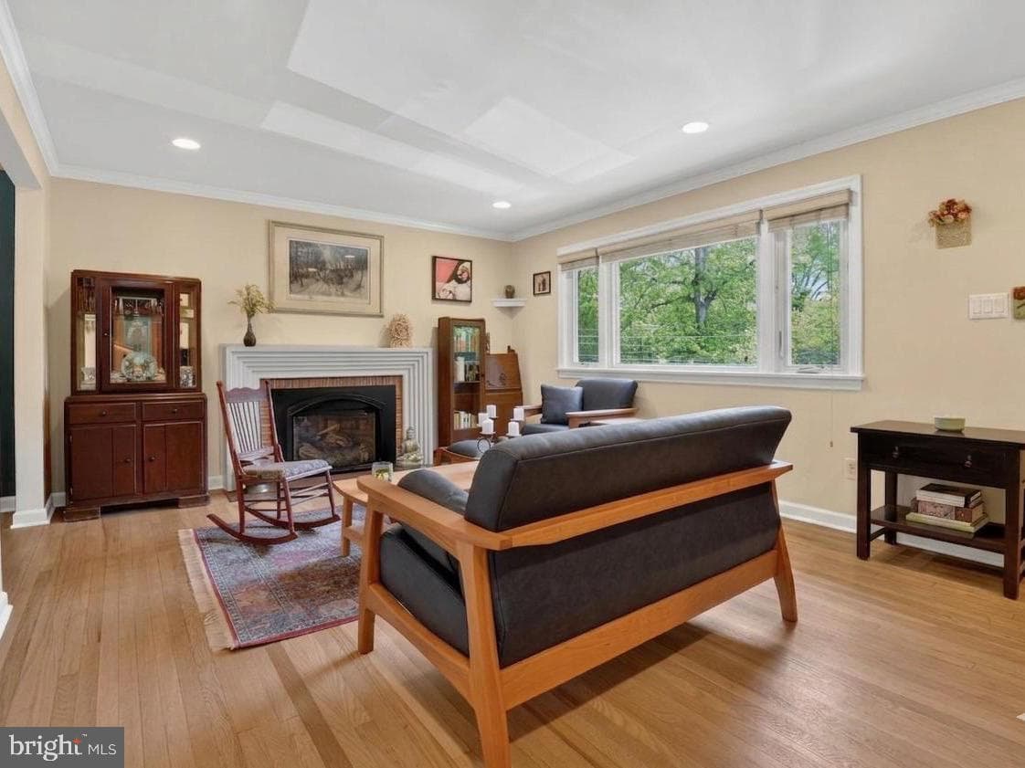 5505 Mckinley Street photo 5