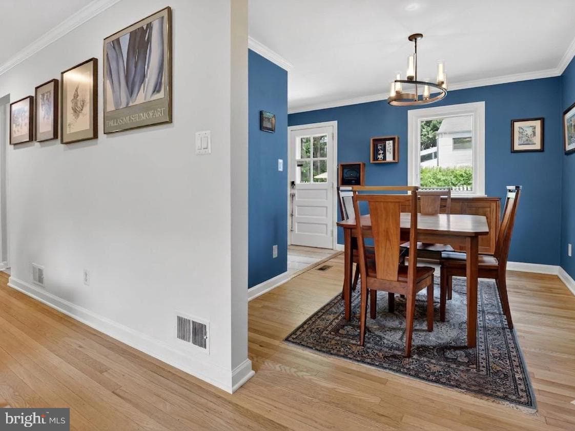 5505 Mckinley Street photo 8