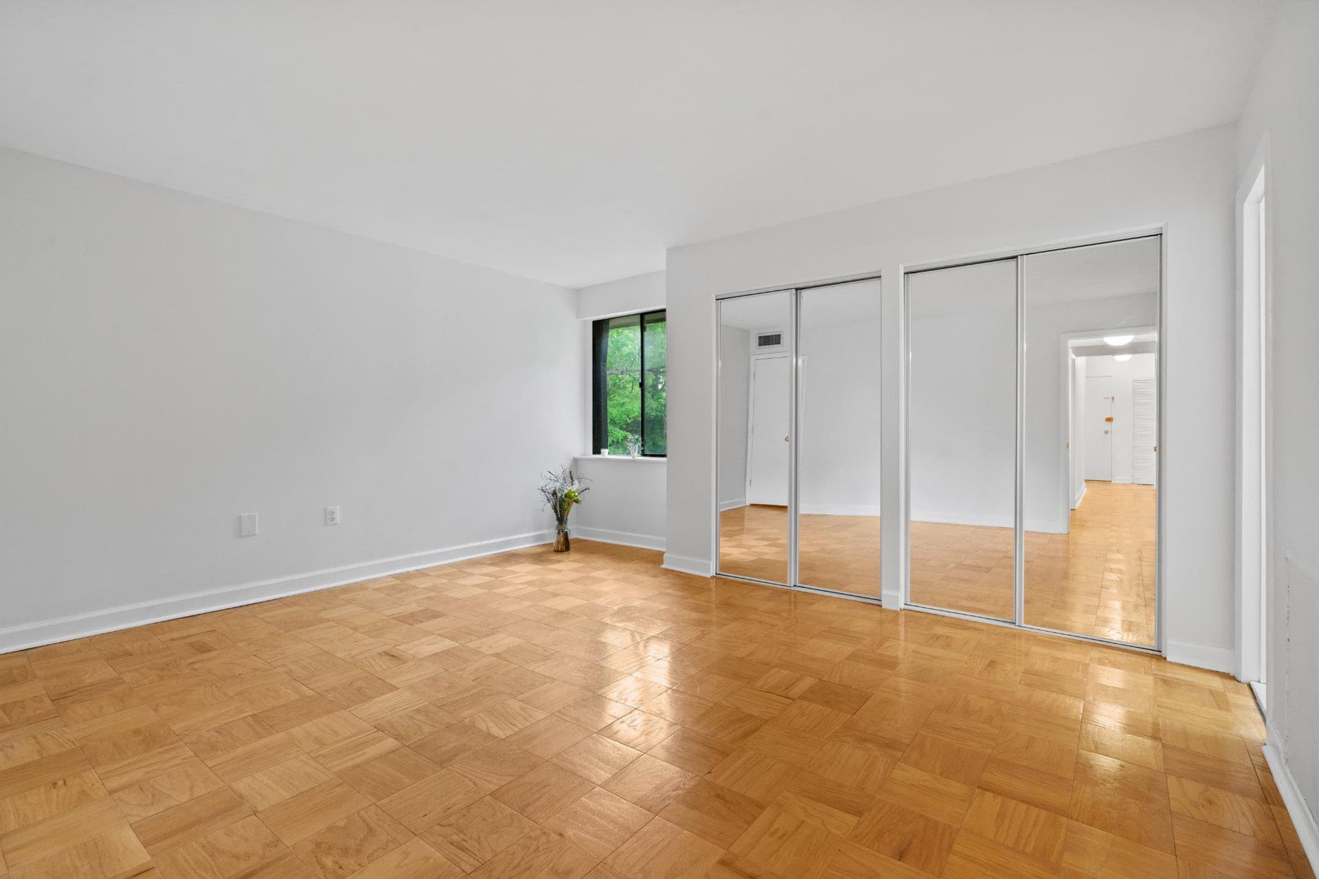 9804 Georgia Avenue #23-302 photo 10