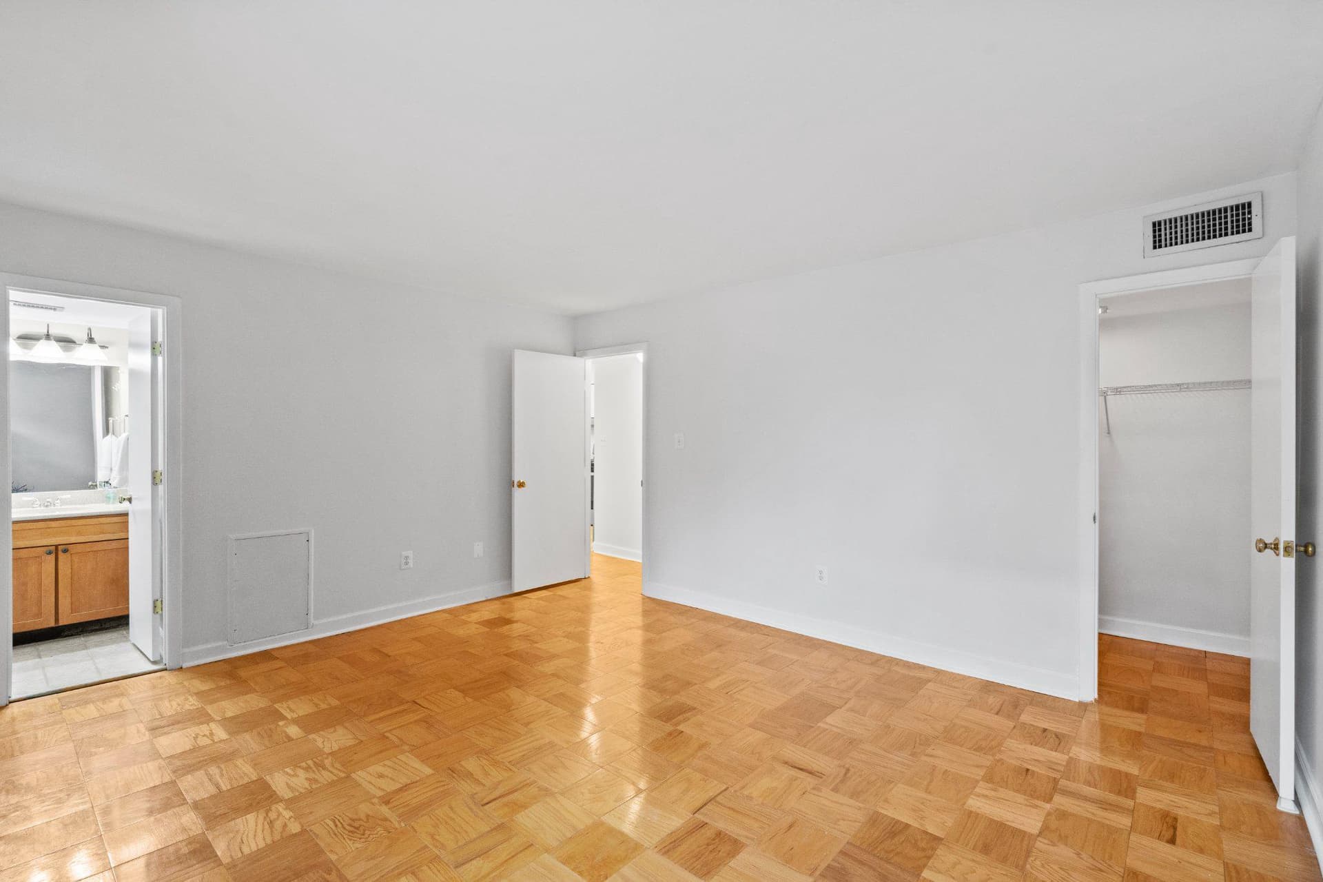 9804 Georgia Avenue #23-302 photo 12