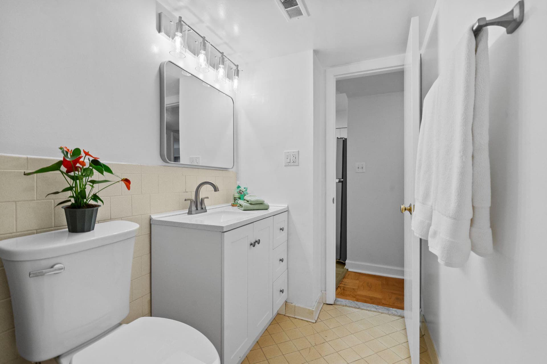 9804 Georgia Avenue #23-302 photo 9