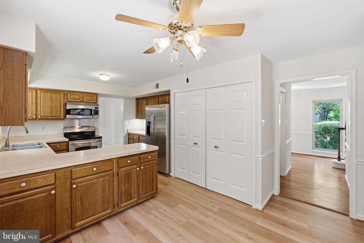 4120 Sandcastle Ln photo 11