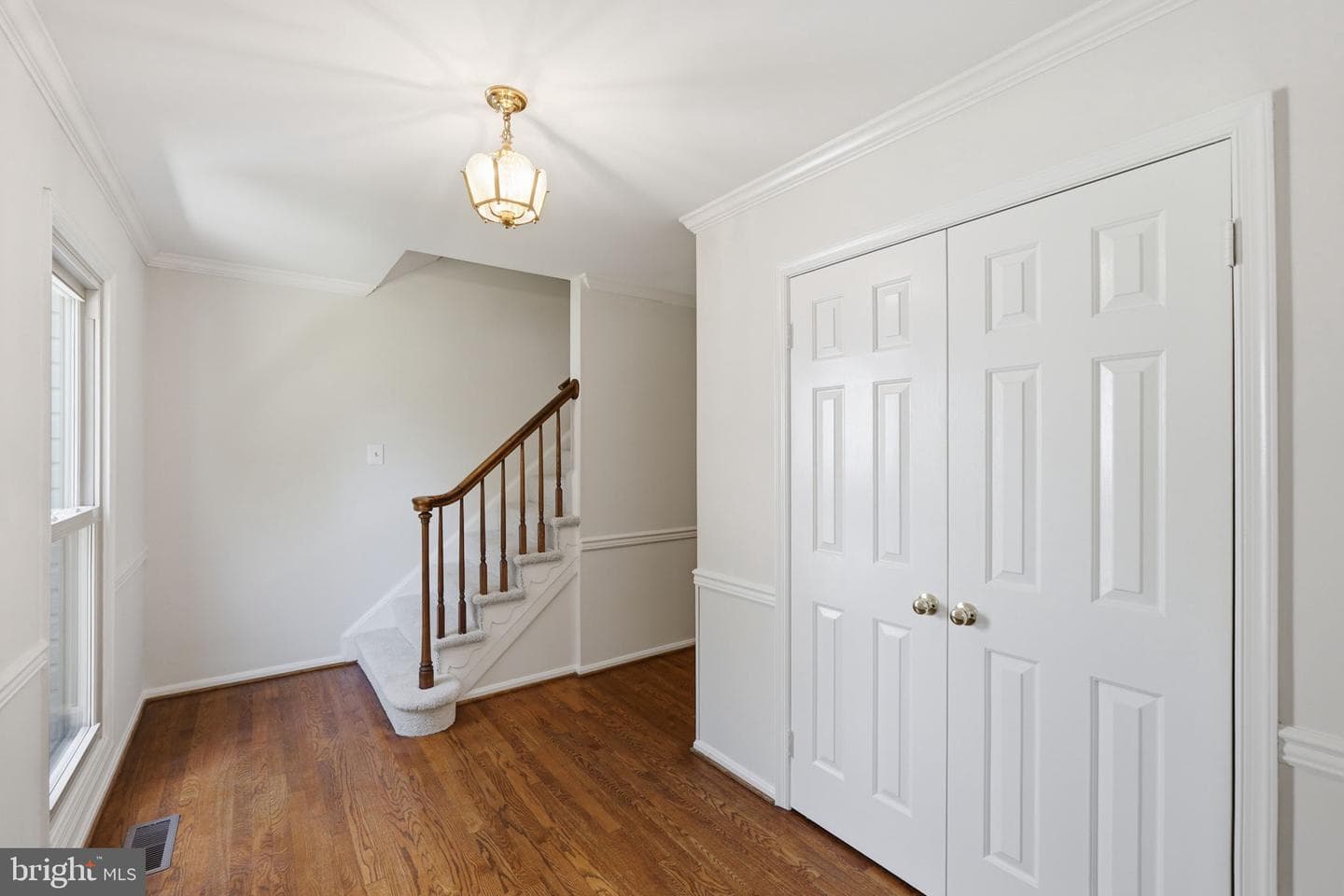 4120 Sandcastle Ln photo 3