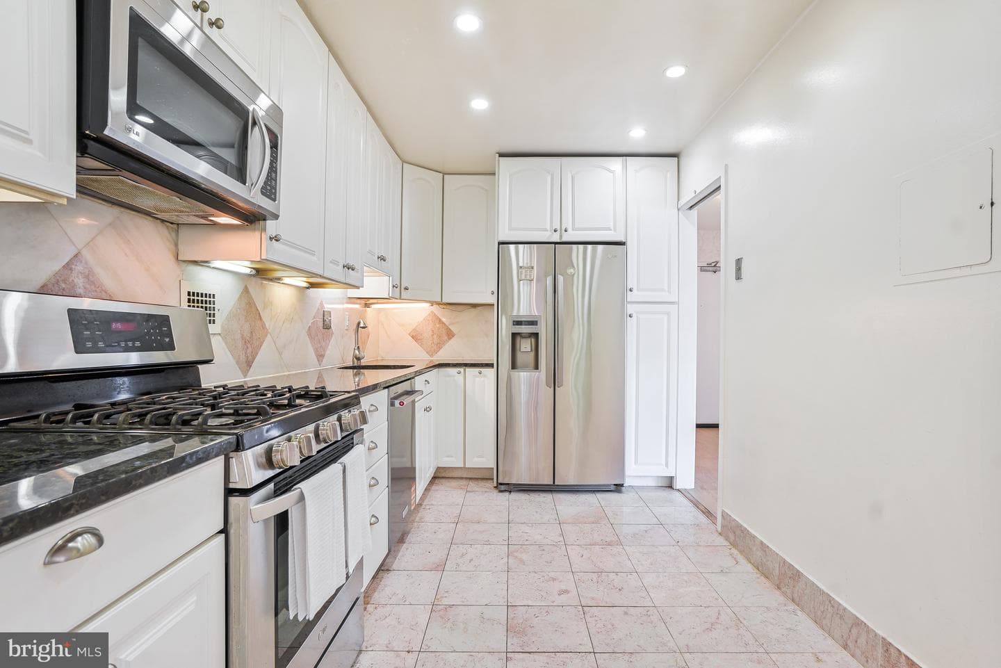 5500 Friendship Boulevard #2414n photo 17