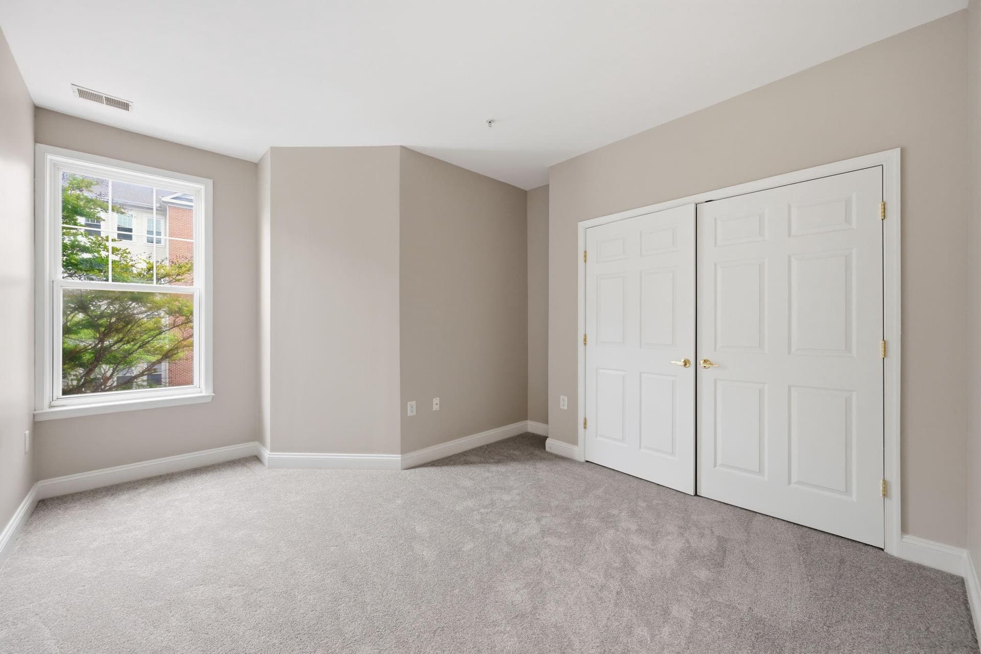 502 King Farm #206 photo 20