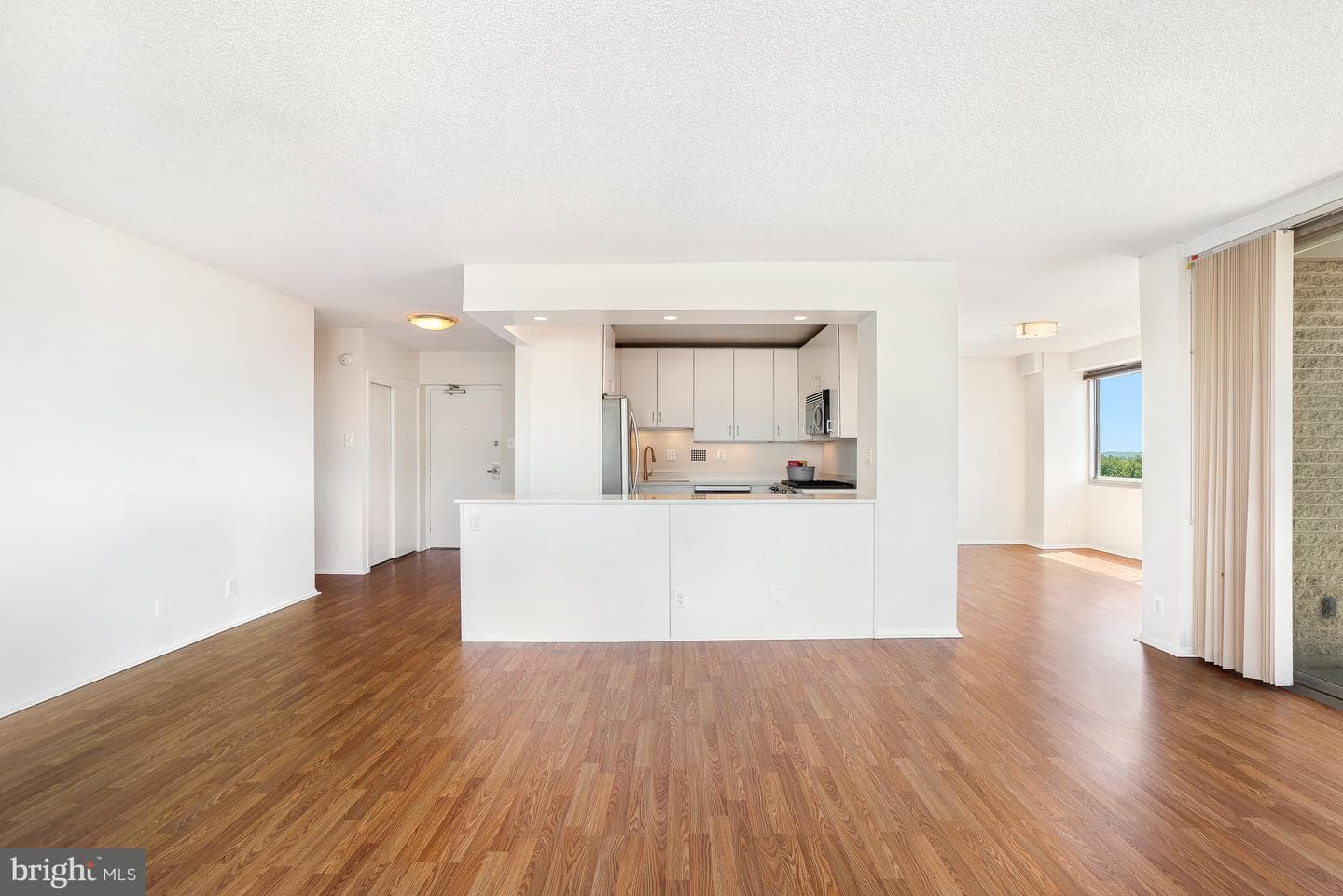 5500 Friendship Boulevard #2017n photo 14