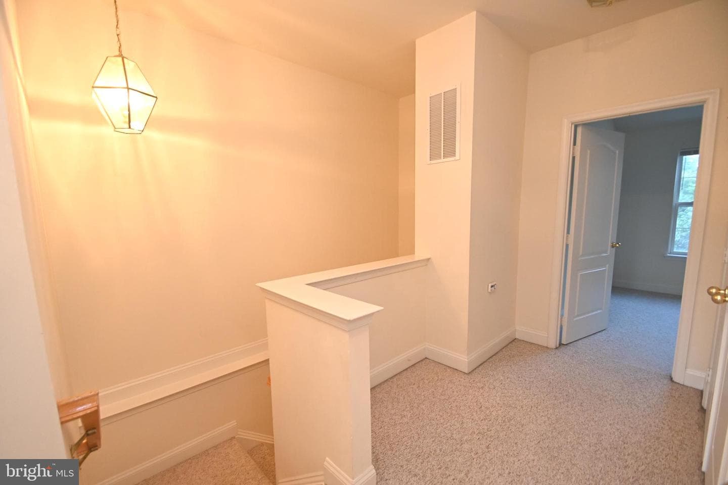 2133 Clark Pl photo 11