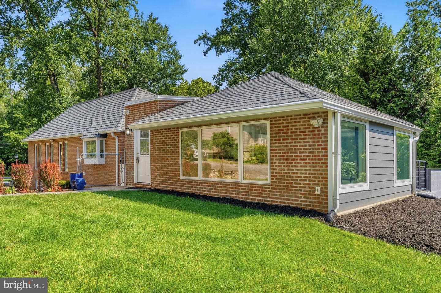 9416 Holbrook Lane photo 43