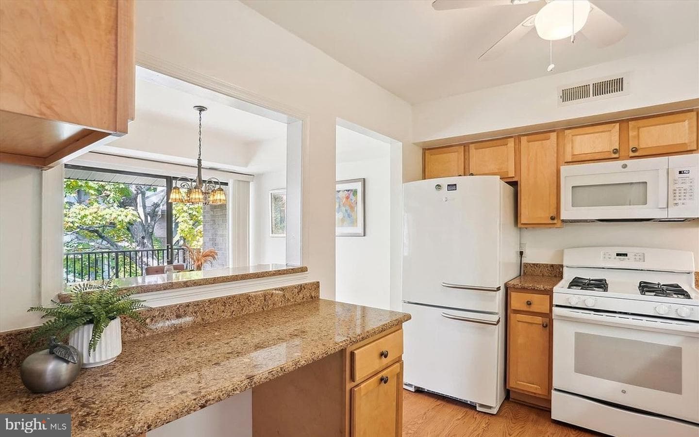 10 Monroe Street #10-302 photo 8
