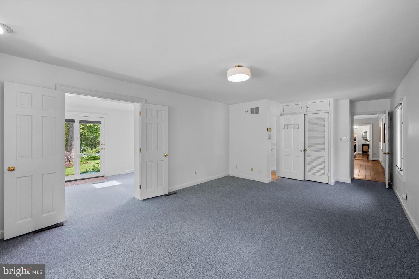 7019 Armat Drive photo 21