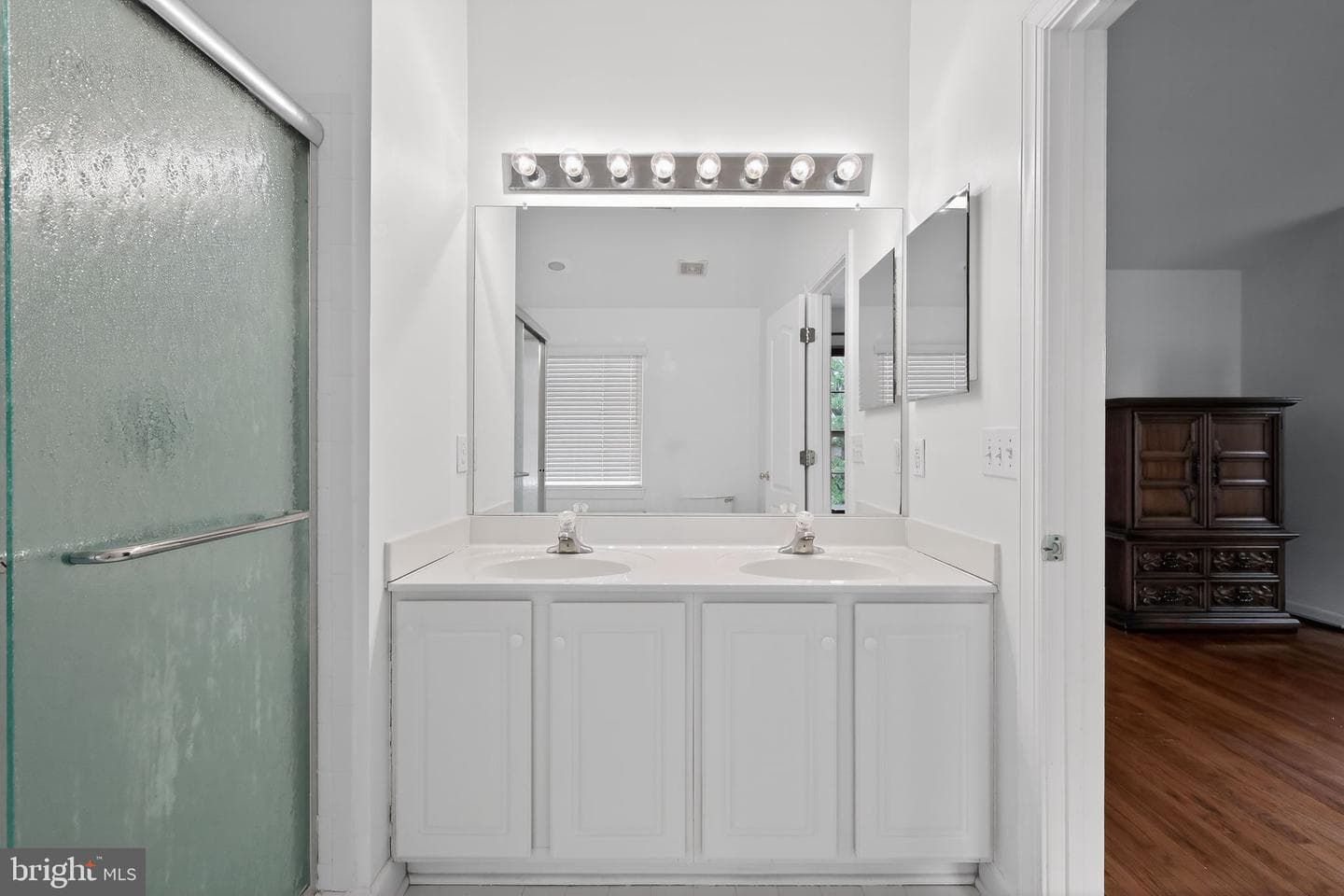 2015 Wheaton Haven Court W photo 17