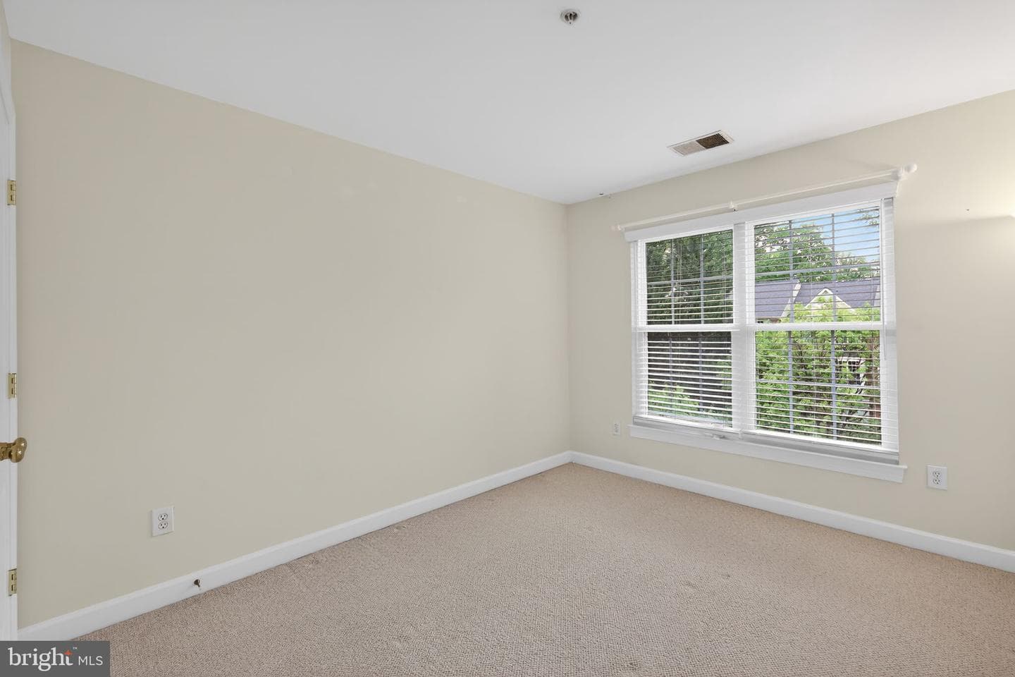 2015 Wheaton Haven Court W photo 19