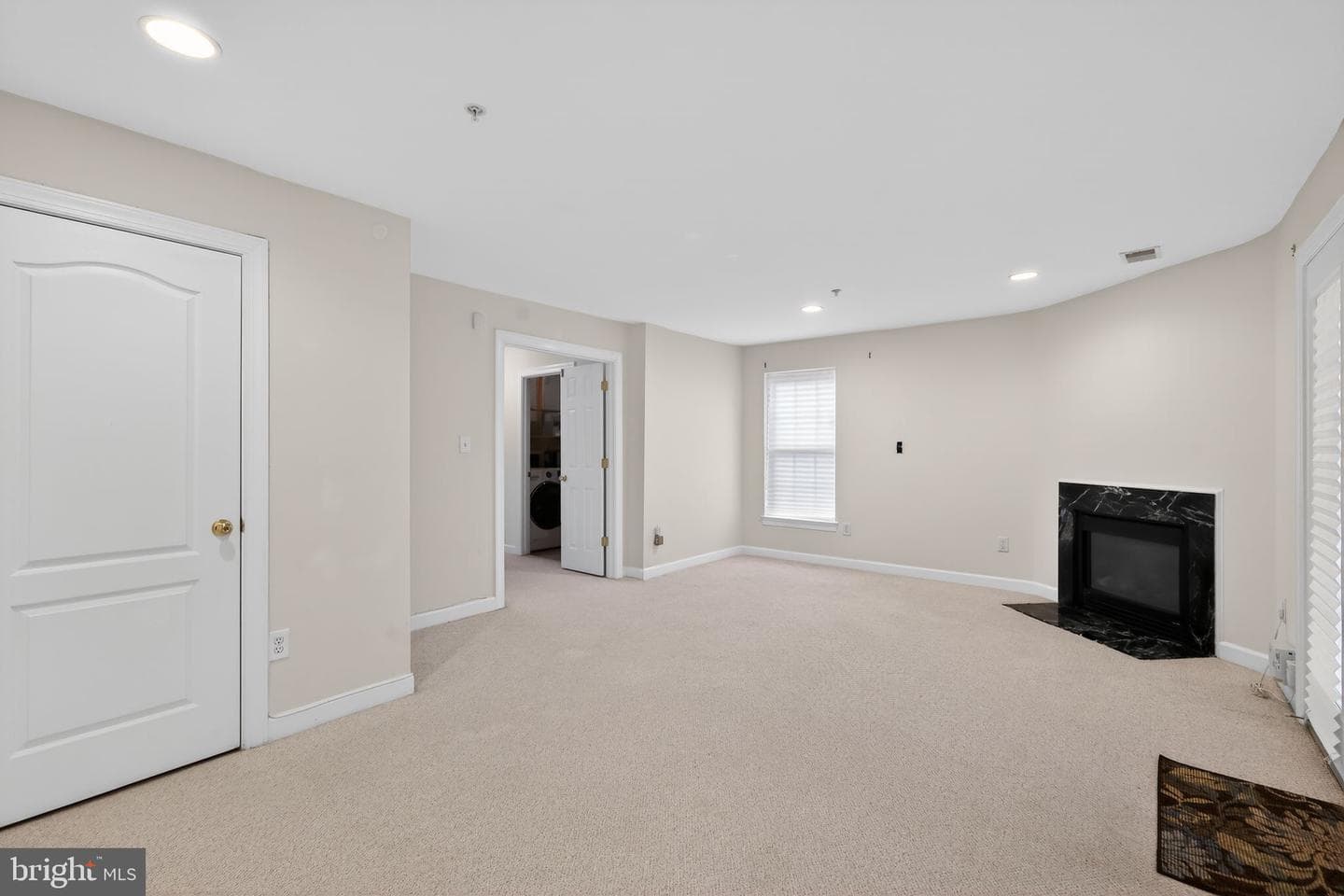 2015 Wheaton Haven Court W photo 25