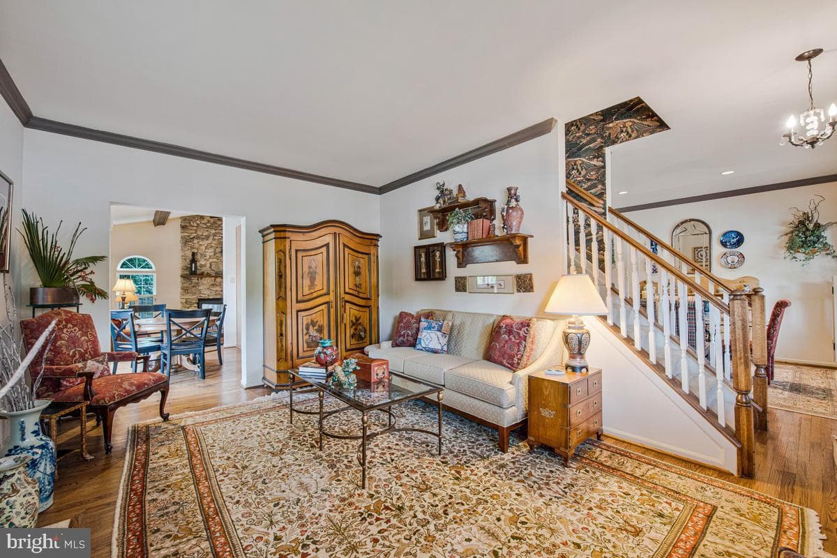8929 Colesville Road photo 13