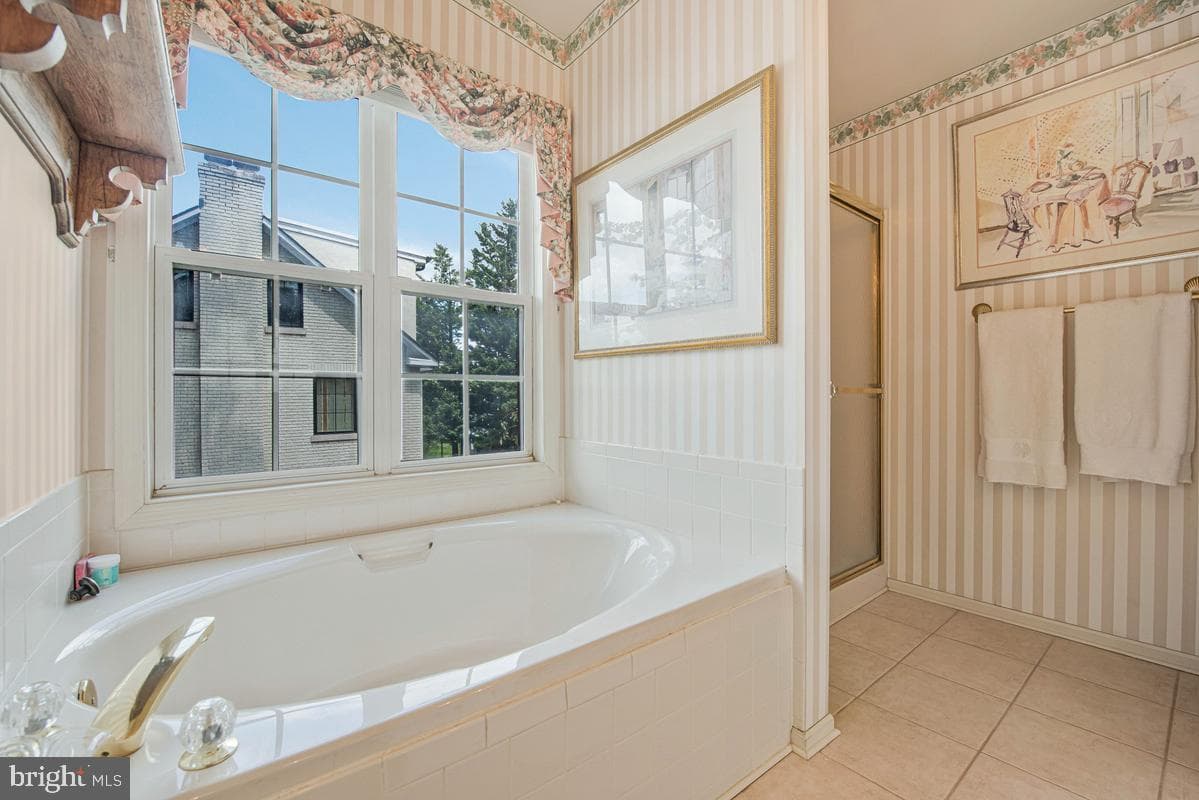8929 Colesville Road photo 26