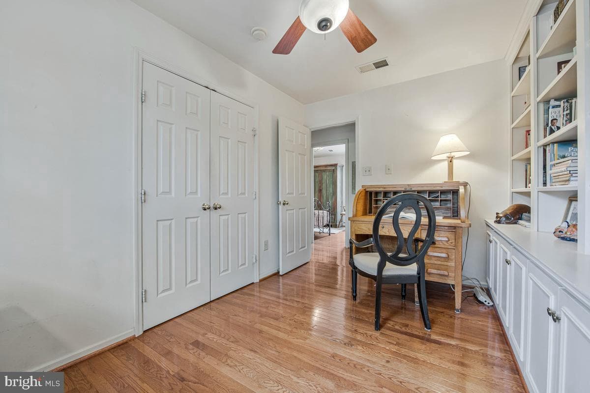 8929 Colesville Road photo 30