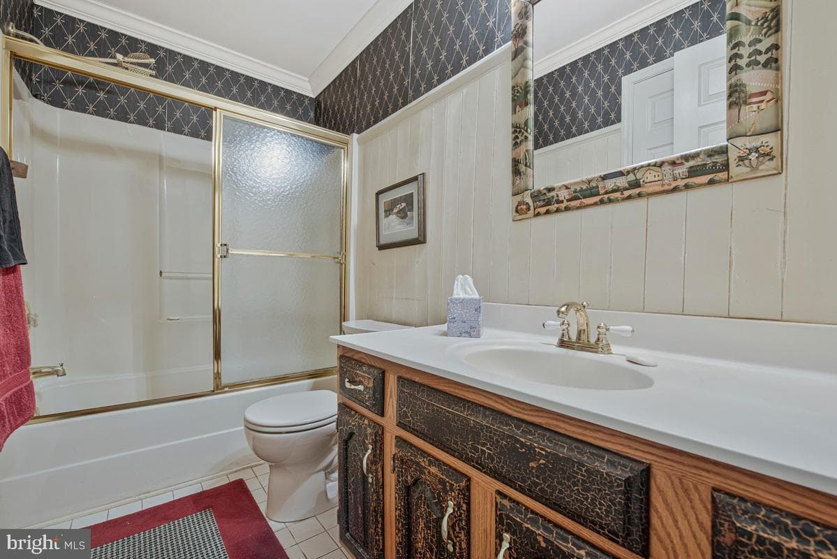 8929 Colesville Road photo 31