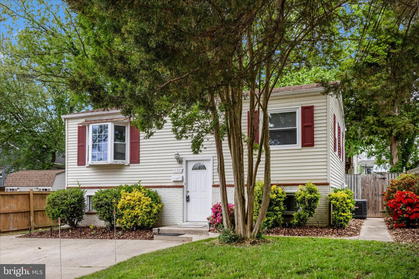 1507 Jasper Street photo 39