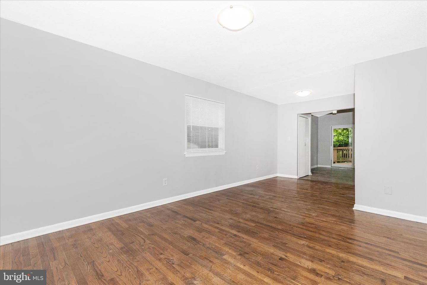 1507 Jasper Street photo 4