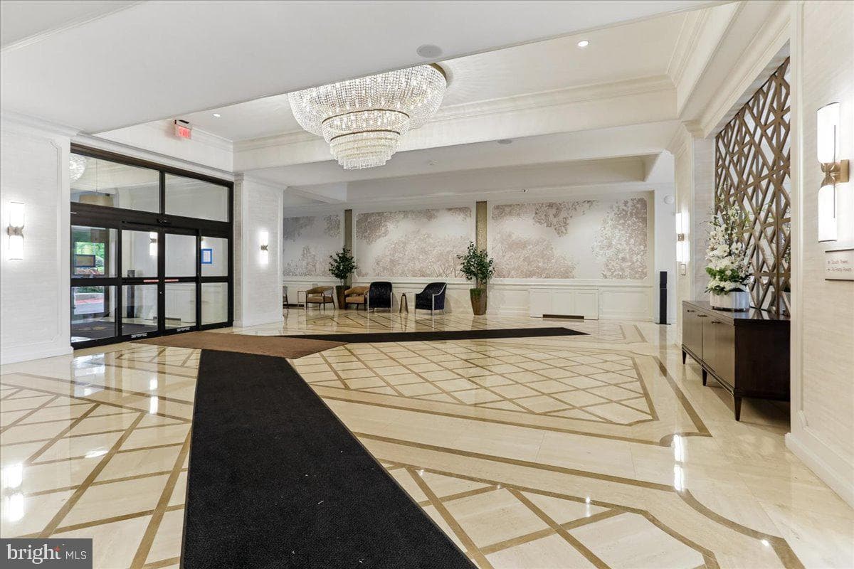 5225 Pooks Hill Road #826n, Bethesda