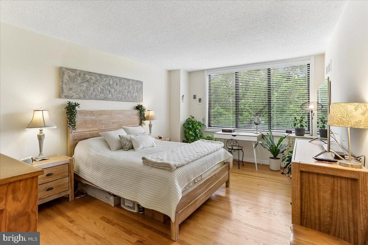 5225 Pooks Hill Road #826n photo 22