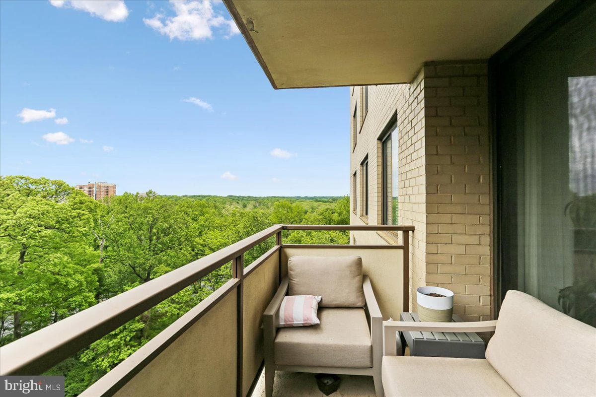 5225 Pooks Hill Road #826n photo 24