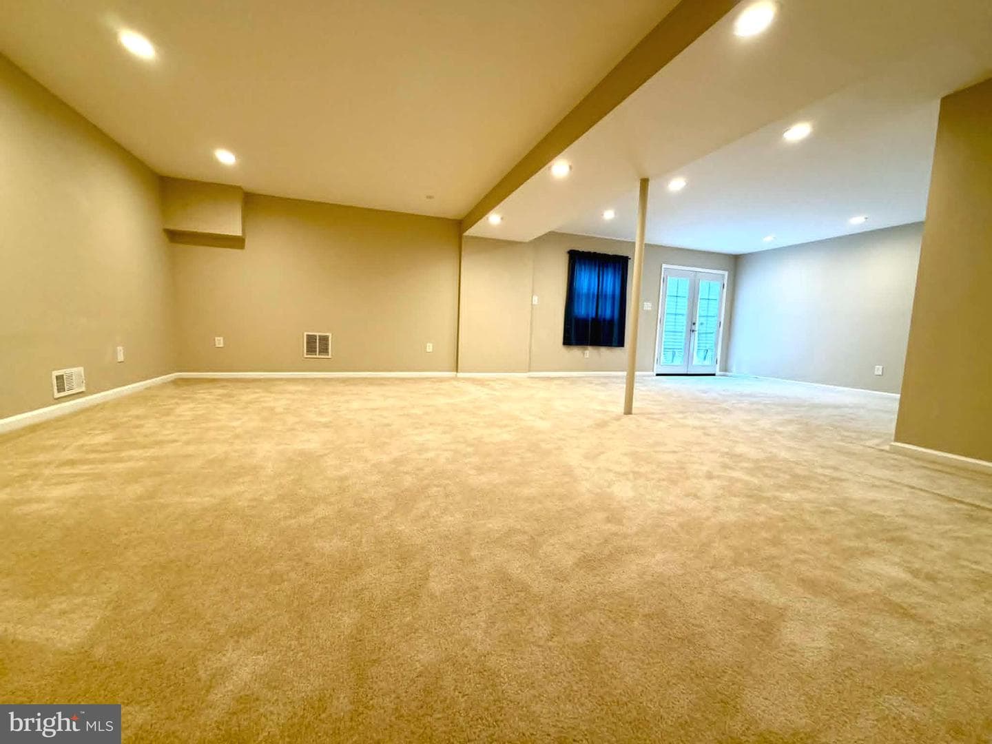 13608 Creekside photo 30
