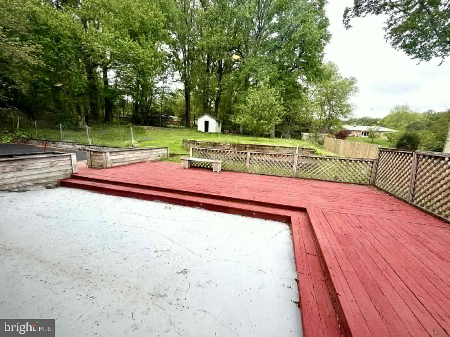 13608 Creekside photo 40