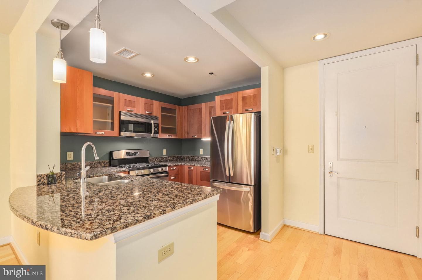 5750 Bou Avenue #610 photo 5