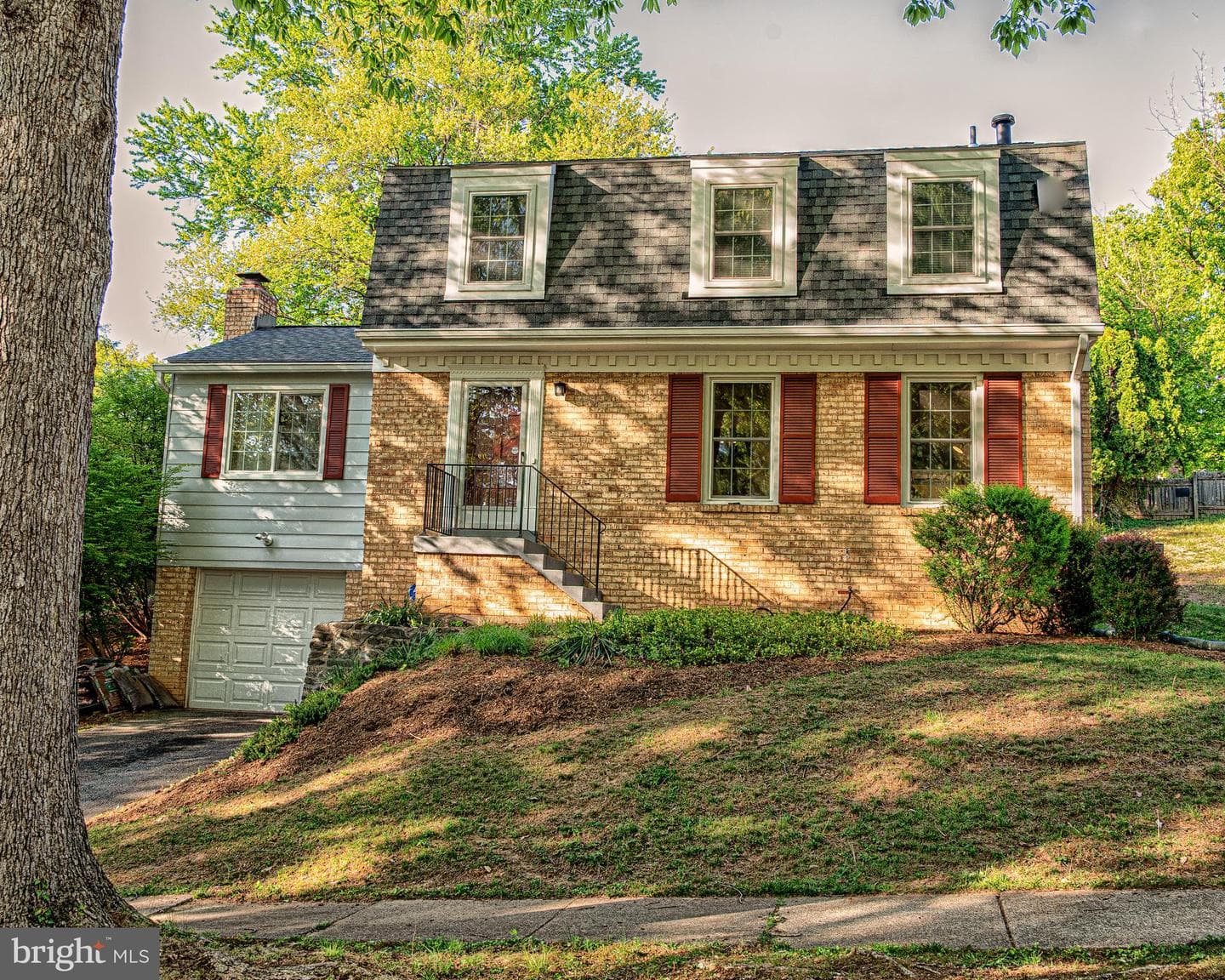 15 Grovepoint Court photo 42