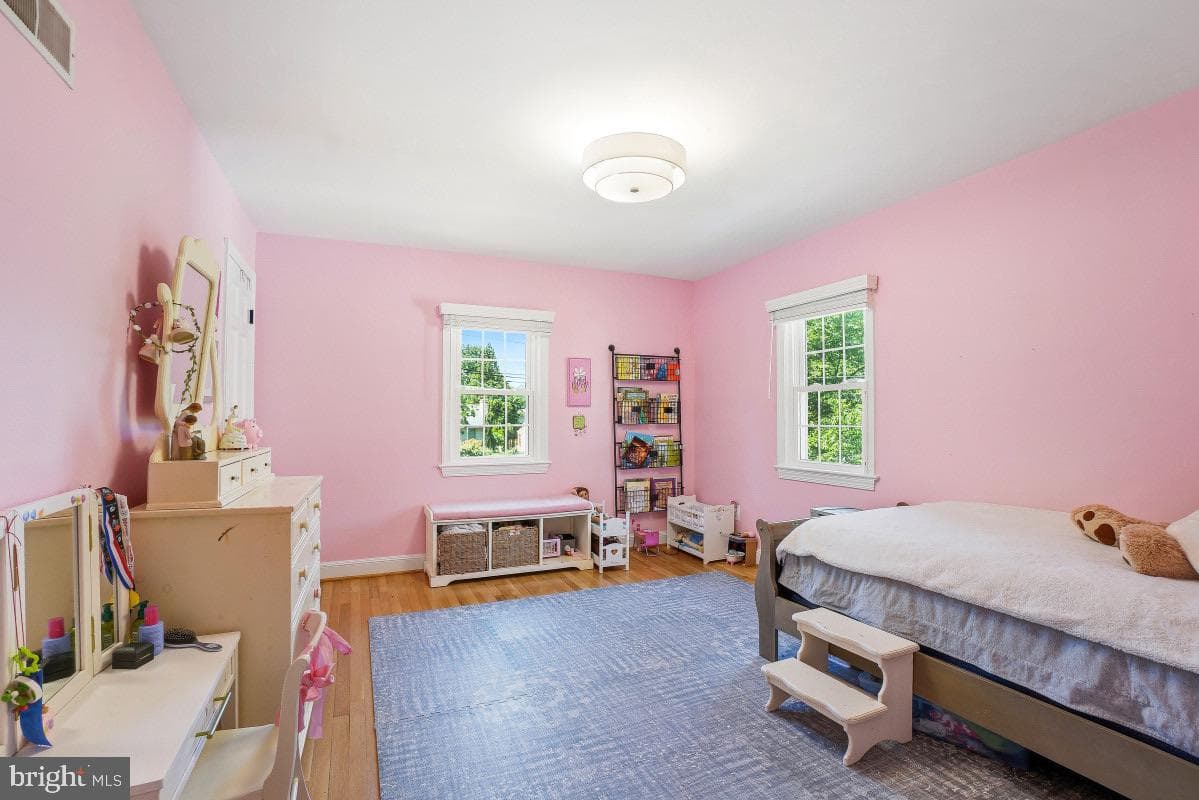 5613 Bradley Boulevard photo 27