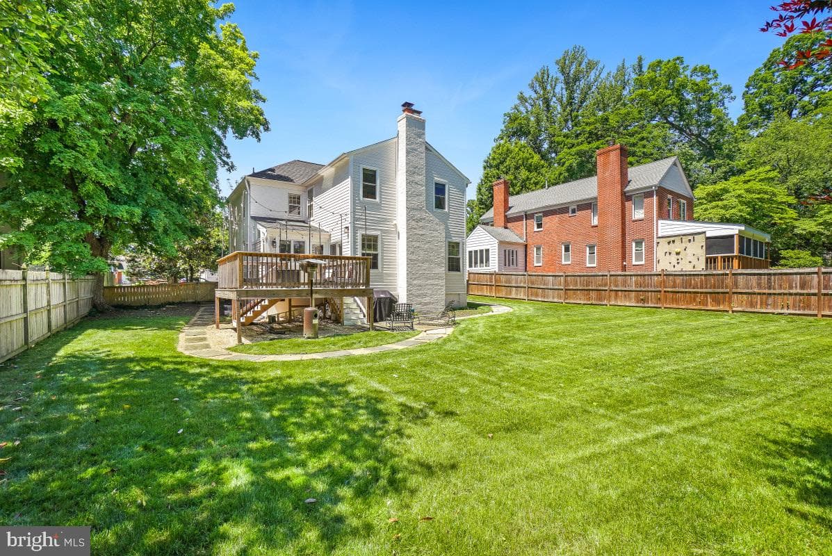 5613 Bradley Boulevard photo 33