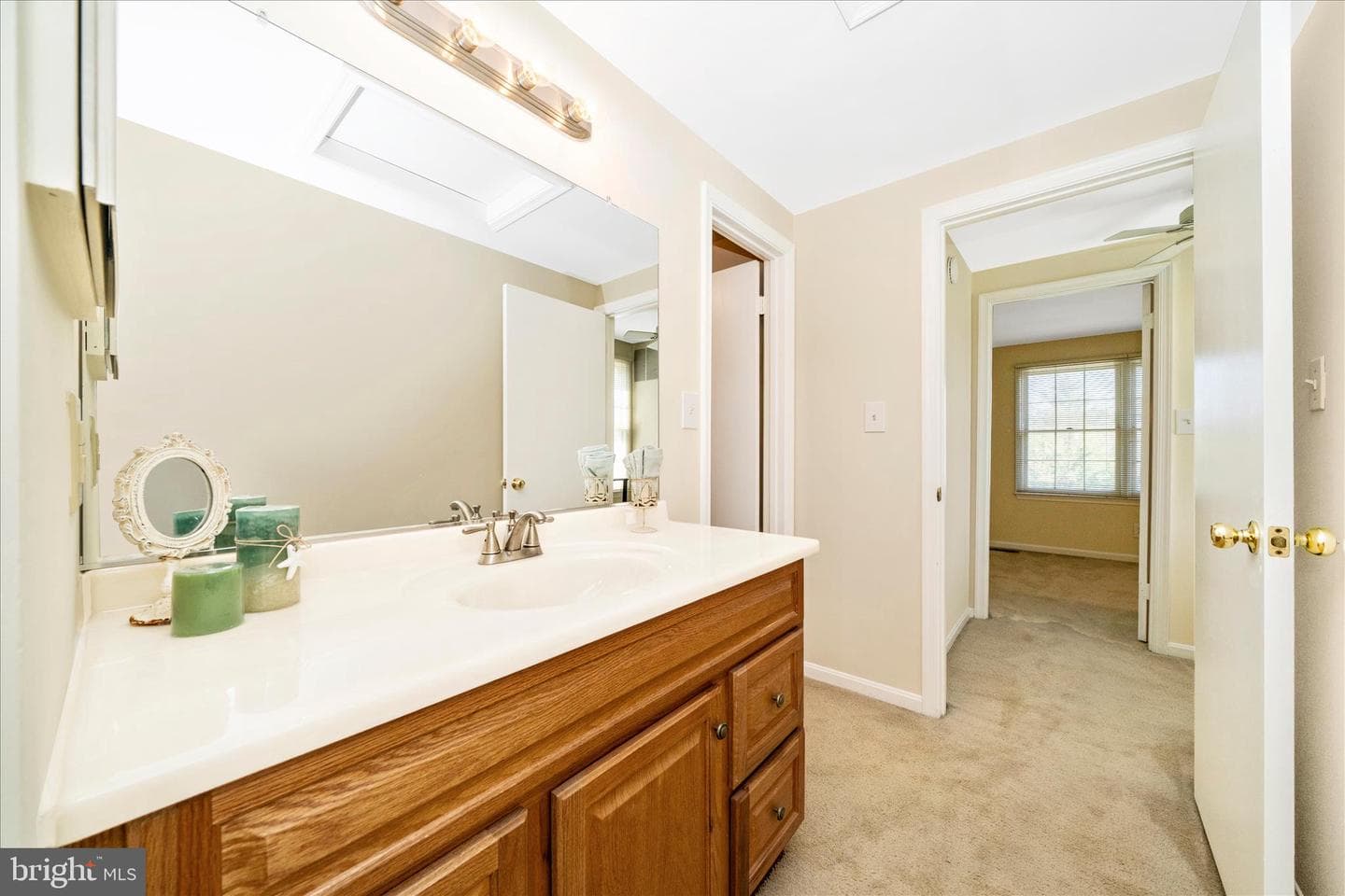 20200 Ravensdale Court photo 14