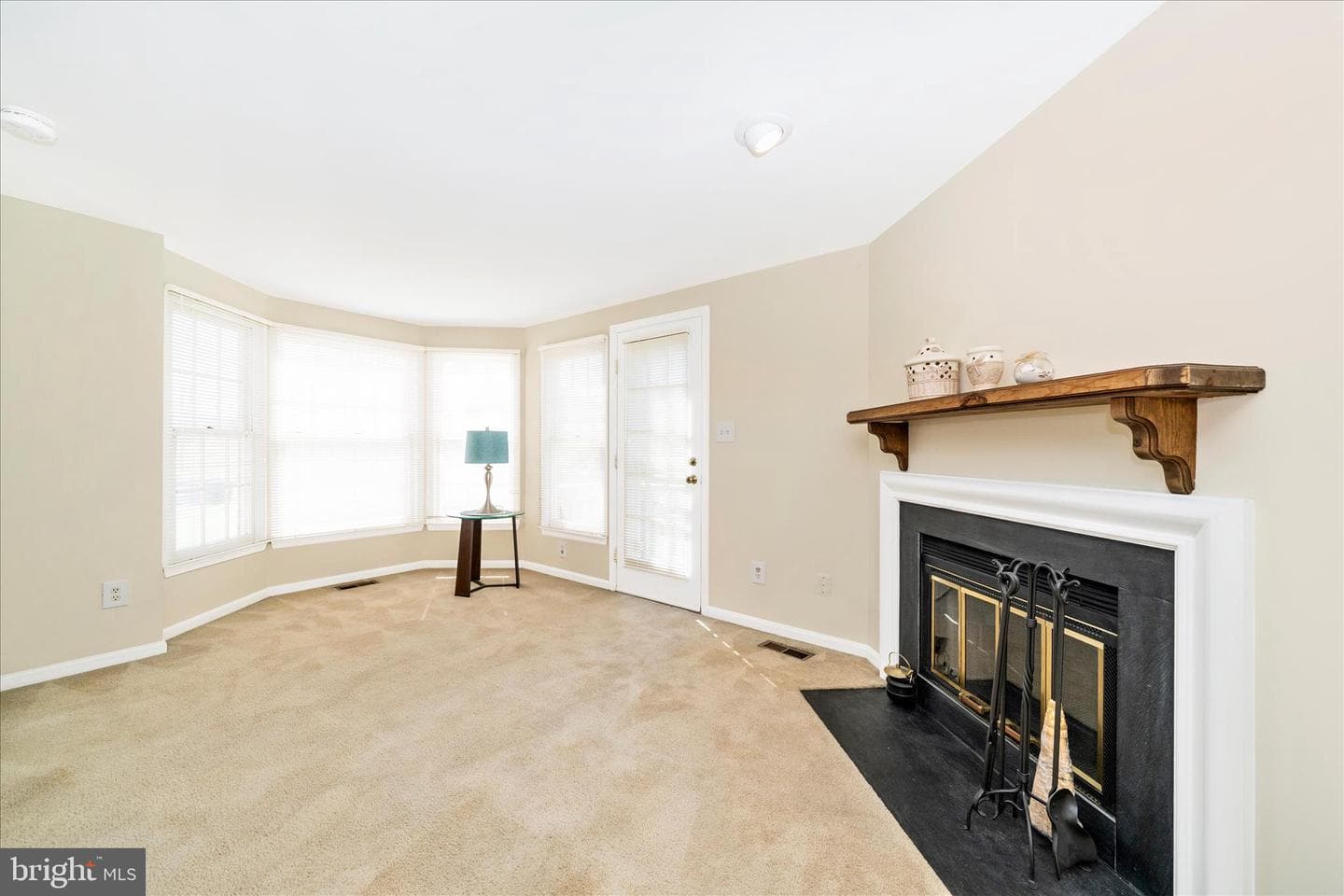 20200 Ravensdale Court photo 9