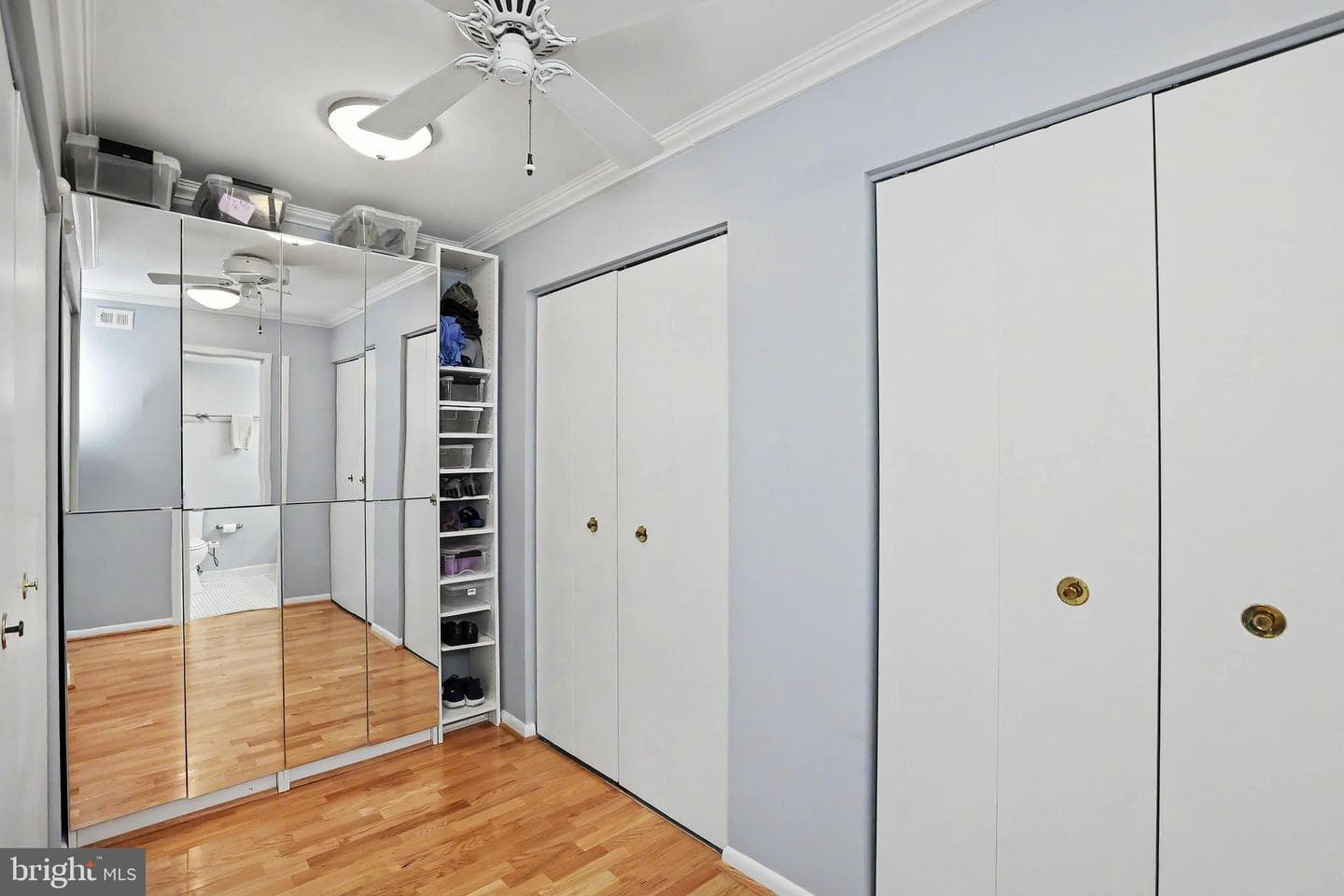 4960 Sentinel Drive #102 photo 24
