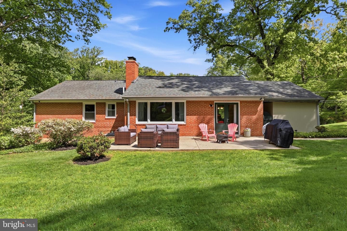 111 Lillian Lane photo 27