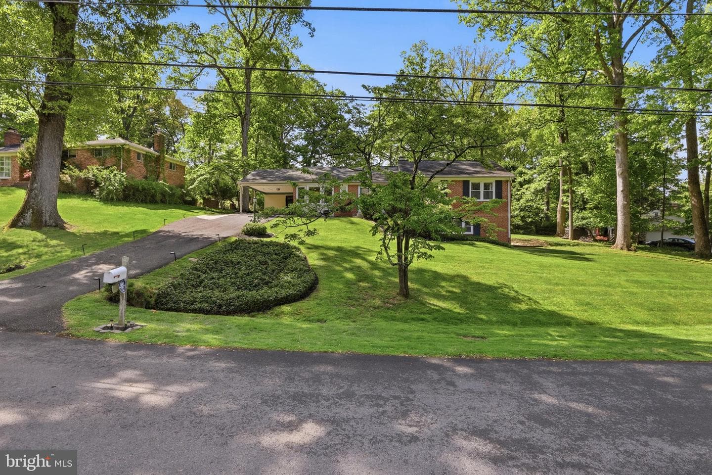 111 Lillian Lane photo 36
