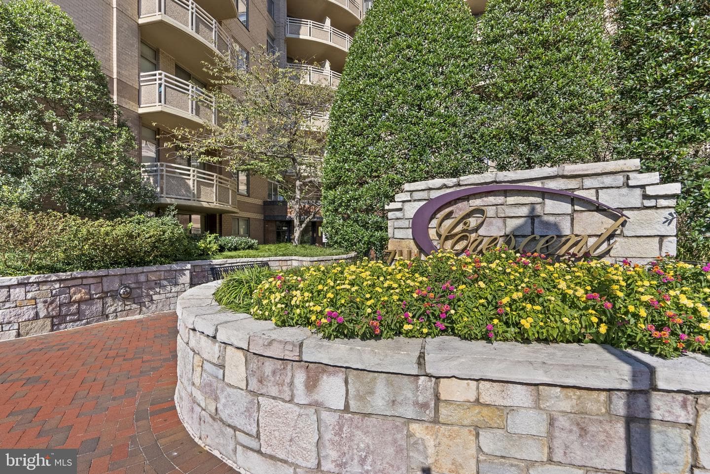 7111 Woodmont Avenue #108 photo 14